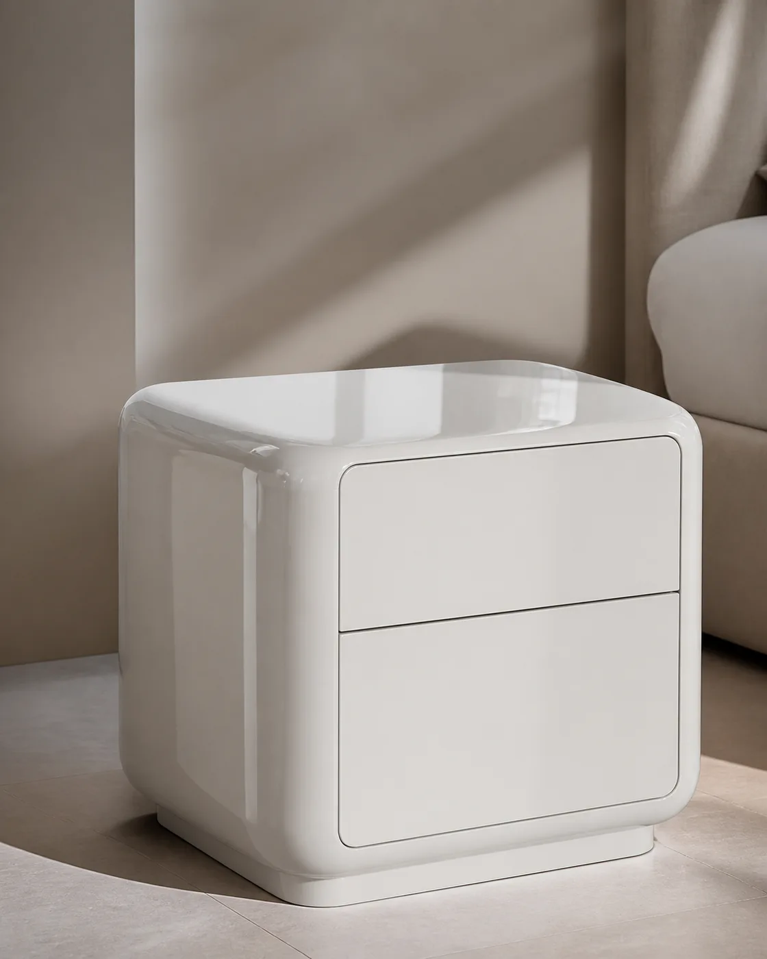 Lacquered MDF Furniture Finish applied to its dedicated furniture product