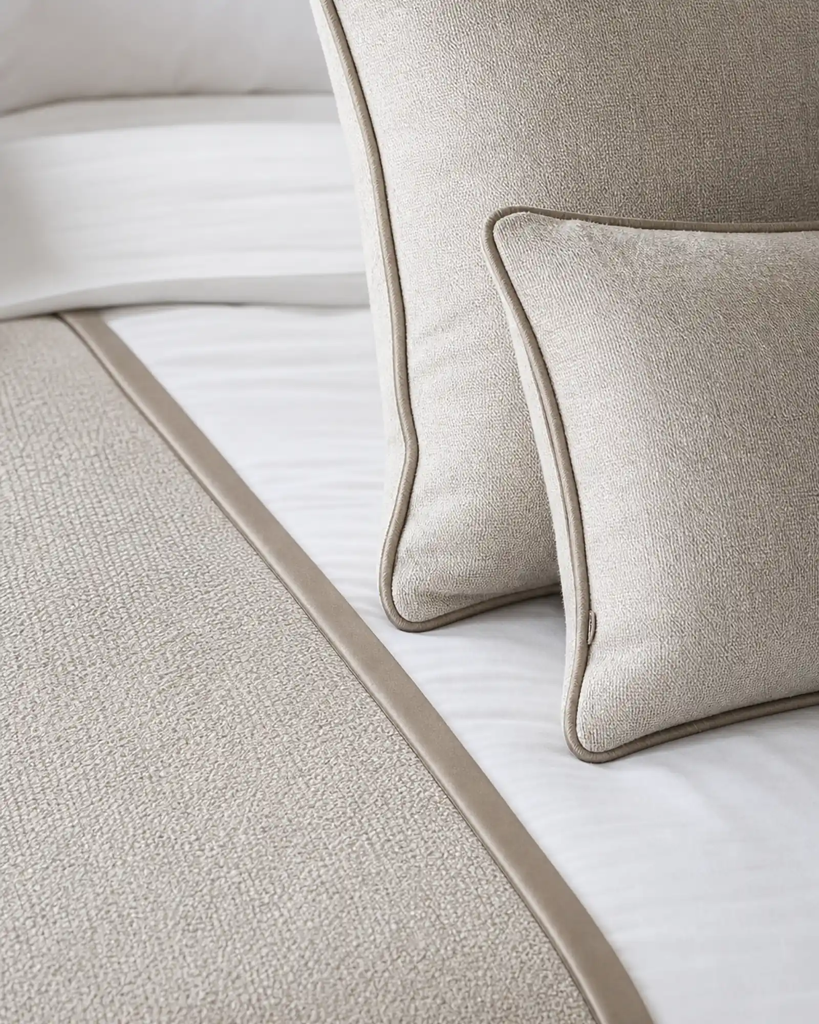 Bed Runner & Cushions profile - Hotel bed runner and cushions coordinated with luxury room textiles